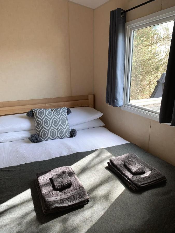 Percy Wood Lodge With Hot Tub Near Alnwick Swarland エクステリア 写真